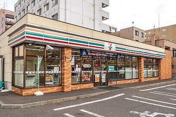 画像6:セブンイレブン札幌北17条店 155m