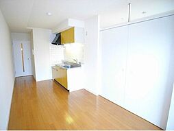 maison de 桜 4階2DKのリビング/ダイニング