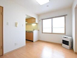 オール北大前 4階1LDKのリビング/ダイニング