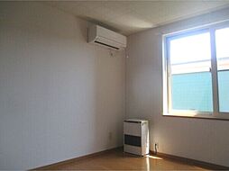 シャルル・ド・アベニュー 3階1LDKのリビング/ダイニング