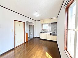 パストラルシオンB 2階2DKのリビング/ダイニング