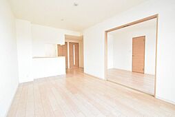 ラ・ルーチェ美園 2階2LDKのリビング/ダイニング