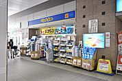 マツモトキヨシ越谷駅前店 412m