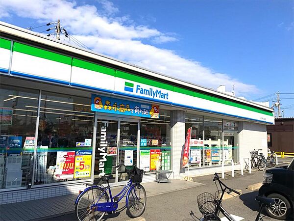 画像16:ファミリーマート 名古屋中小田井店（888m）