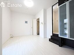 クラウド9コウウン 101 1階1Kのリビング/ダイニング