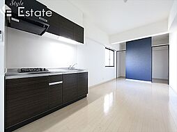 名古屋市営鶴舞線 丸の内駅 徒歩2分の賃貸マンション 8階1LDKのリビング/ダイニング