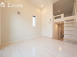 Orque D’or Kasatori 101 1階1Kのリビング/ダイニング