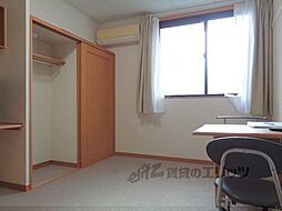 JR舞鶴線 東舞鶴駅 バス15分 安岡下車 徒歩5分の賃貸アパート 2階1Kのリビング/ダイニング