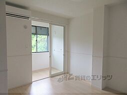 メゾン12朝来 101 1階1LDKのリビング/ダイニング