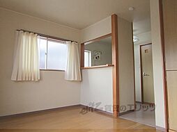 JR山陰本線 亀岡駅 徒歩10分の賃貸アパート 1階1Kのリビング/ダイニング