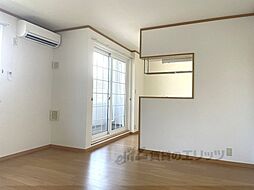 アーバン縄手A 2階2LDKのリビング/ダイニング