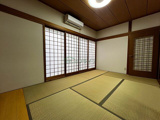 寝室