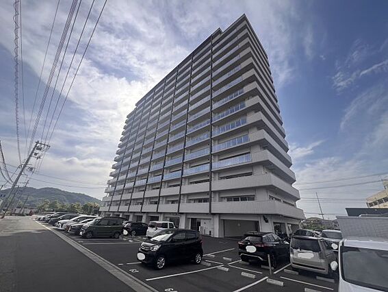 沖野上町に位置...