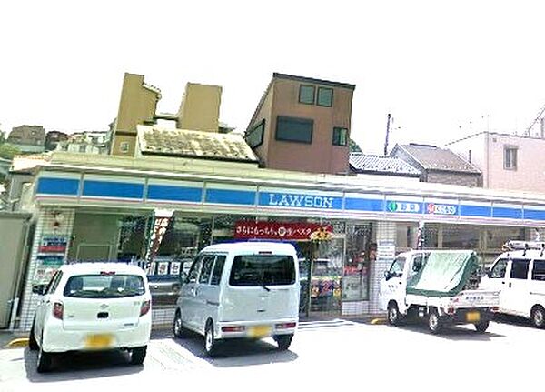 画像23:【コンビニエンスストア】ローソン 横浜八幡町店まで570ｍ