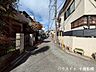 外観：前面道路含む現地写真