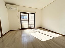 メゾ・ブラッサム 201 2階2DKのリビング/ダイニング