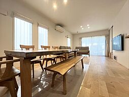 糸島市伊都の杜2丁目 6SLDKのリビング/ダイニング