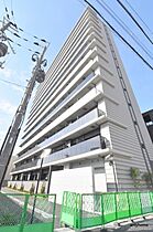 レジュールアッシュ三国本町  ｜ 大阪府大阪市淀川区三国本町3丁目（賃貸マンション1K・13階・22.41㎡） その1