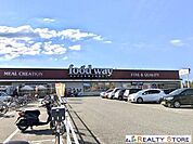 フードウェイ小戸店 徒歩5分。 350m