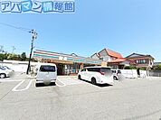 セブンイレブン新潟小針藤山店 690m