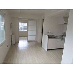 クルタ八軒 1階1LDKのリビング/ダイニング