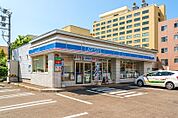 ローソン札幌南4条西十五丁目店 106m