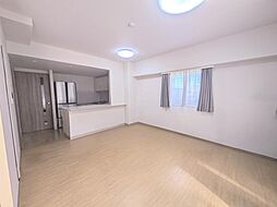 リビオ武蔵浦和ザ・レジデンス 4LDKのリビング/ダイニング