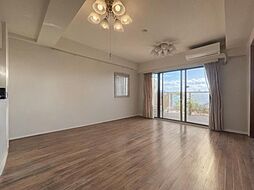 イトーピア川口元郷 2SLDKのリビング/ダイニング