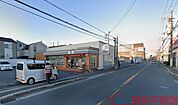 セブンイレブン高槻下田部町2丁目店 徒歩4分。 250m