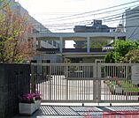 茨木市立天王小学校 徒歩5分。 340m