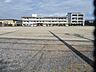 周辺：川越南小学校　太陽光発電設備があるエコスクール。バリアフリー化でエレベータ、多目的トイレもある学校です。 1470m