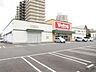 周辺：V・durg桑名東店　1号線沿いにあるドラッグストア。薬以外にも色々揃っています。【営業時間】9時〜21時 410m
