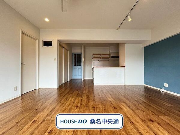 リビング/ダイニングを拡大表示