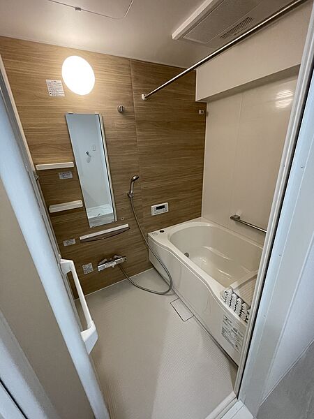 浴室を拡大表示