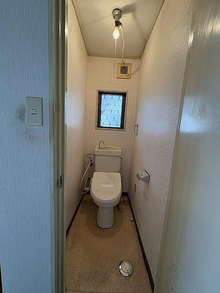 トイレを拡大表示