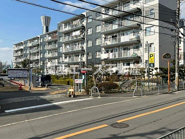 香里三井団地 ｜大阪府寝屋川市三井が丘1丁目(賃貸マンション3DK・2階・44.58㎡)の写真 その1