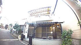 日下町6丁目貸家  ｜ 大阪府東大阪市日下町6丁目（賃貸一戸建2LDK・1階・51.33㎡） その1