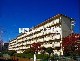 大阪府枚方市牧野北町（賃貸マンション2LDK・4階・45.84㎡） その1