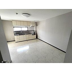 リジューム 1階3LDKのリビング/ダイニング