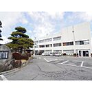役所「辰野町役場まで2300ｍ」