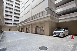 駐車場の出入り口