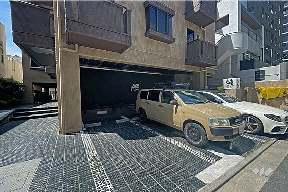 敷地内駐車場（...