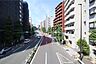 その他：敷地西側の前面道路