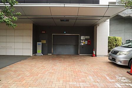駐車場の出入り口