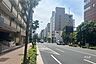 その他：敷地西側の前面道路