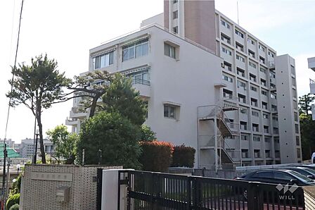 目黒台マンションC棟の外観(東側から)