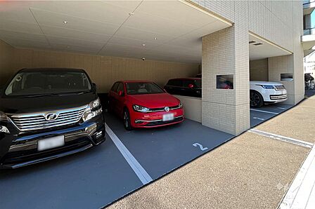 敷地内駐車場(屋内平面式)