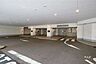 駐車場：駐車場の出入り口