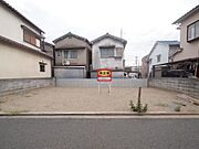 【現地写真】大阪都心方面・和歌山市方面へのアクセススムーズな準急停車駅です！こども園・小学校・図書館が徒歩9分圏内に揃い、子育て中の方にもおすすめの住環境です。