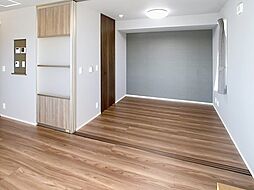 Regulus 301 3階1LDKのリビング/ダイニング